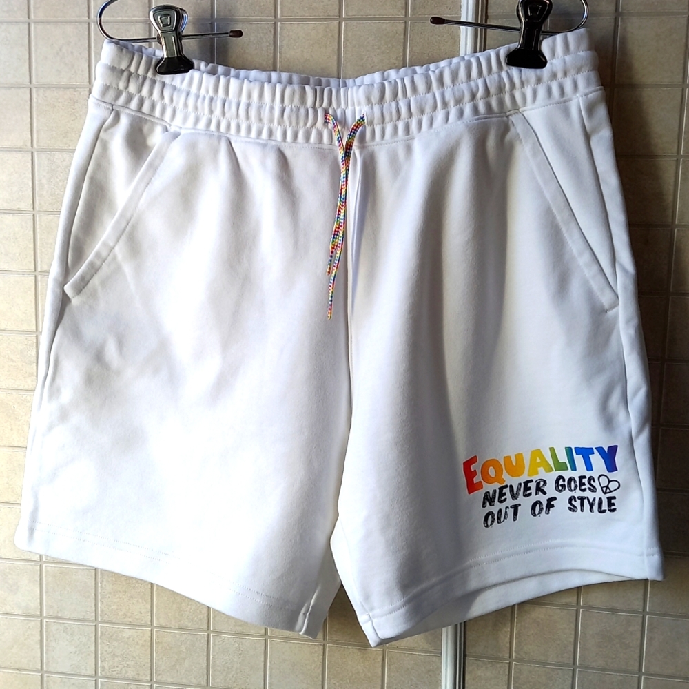 Pride LEVI'S white shorts